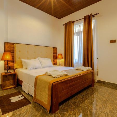 Elysia Sigiriya Hotel ดัมบูลลา ภายนอก รูปภาพ