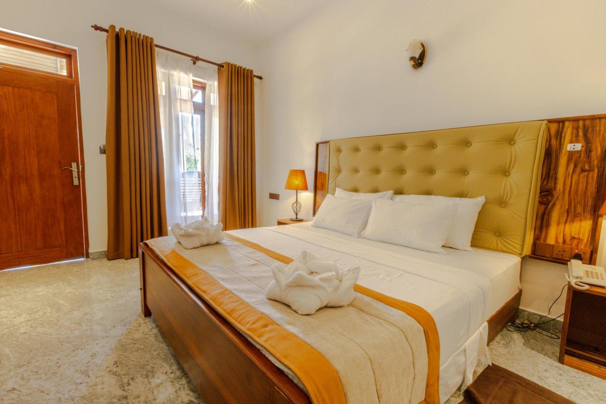 Elysia Sigiriya Hotel ดัมบูลลา ภายนอก รูปภาพ